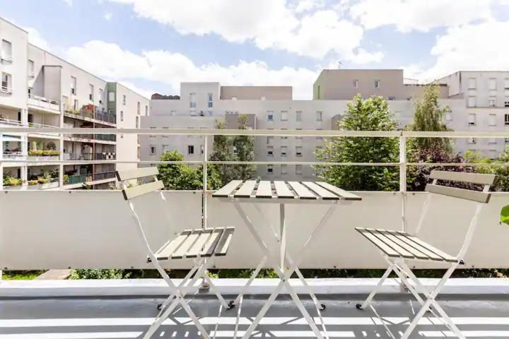 Apartment Cosy Avec Terrasse Proche De Paris Saint-Denis (Seine-Saint-Denis)